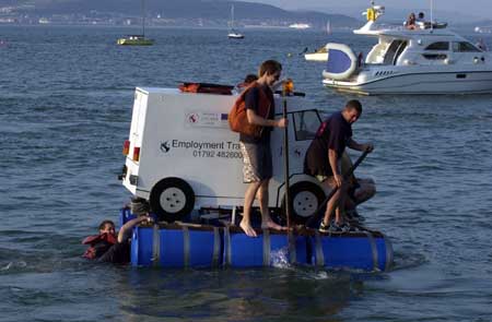 Mumbles raft race011