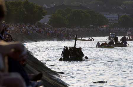 Mumbles raft race020