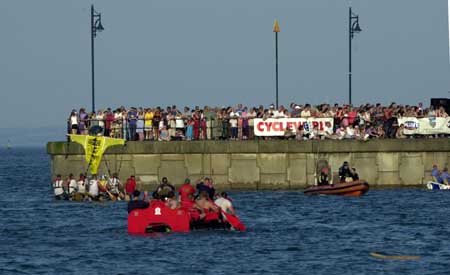 Mumbles raft race028