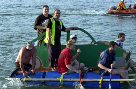 Mumbles raft race042