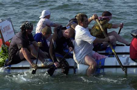 Mumbles raft race057
