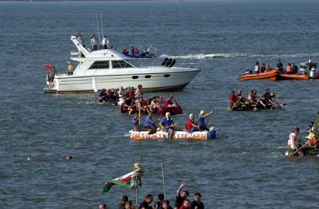 Mumbles raft race092