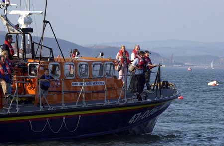 Mumbles raft race122