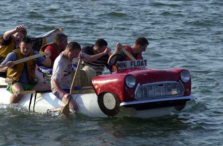 Mumbles raft race131