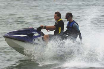 raft race mumbles (17)