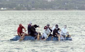 raft race mumbles (44)